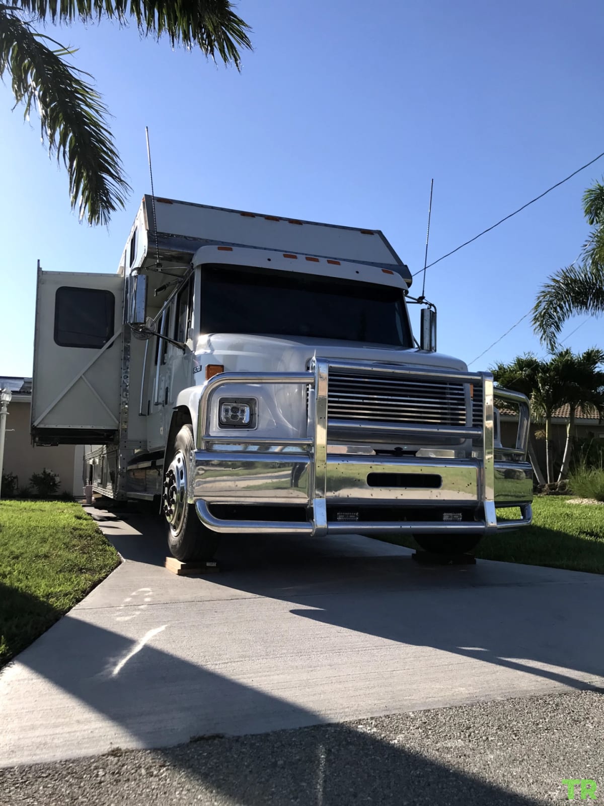 Used 1998 Freightliner FL80 Renegade Car Carrier | Cummins 405 HP | Allison Automatic | 5-Car Kaufman Hauler