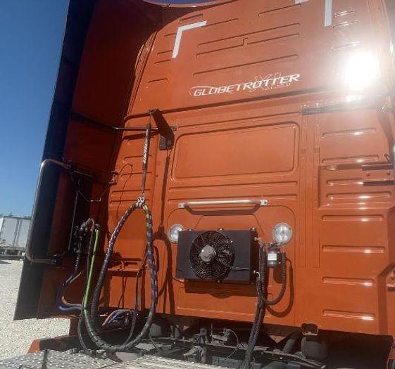 Used 2023 Volvo VNL64T860