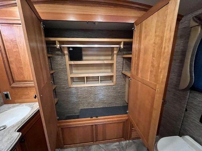 Used 2016 Newmar Dutch Star 4369