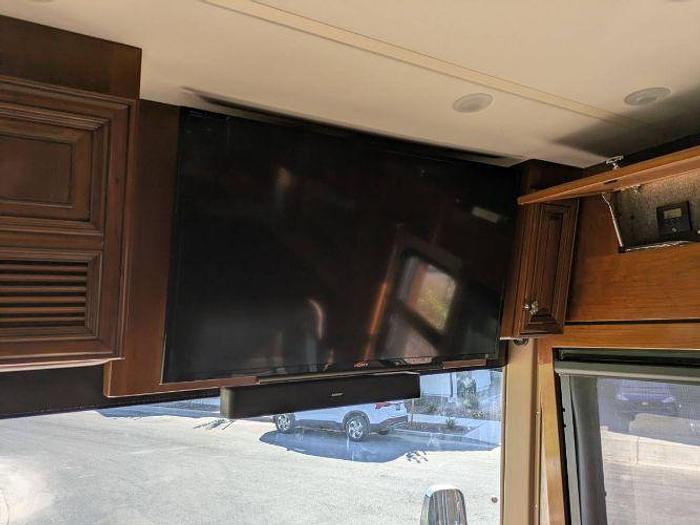 Used 2016 Newmar Essex 4519