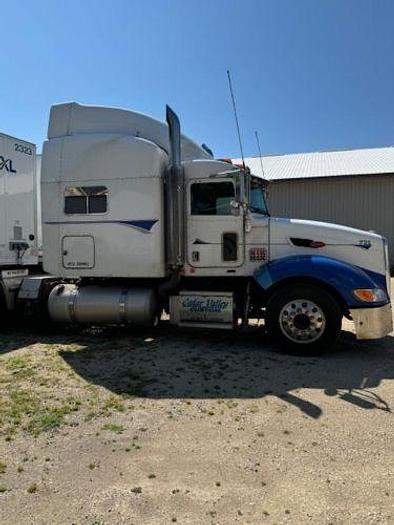 Used 2010 Peterbilt 386