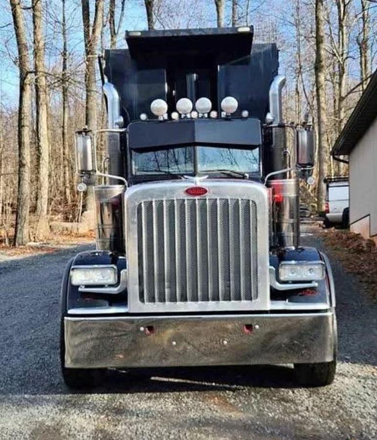 Used 2019 Peterbilt 389