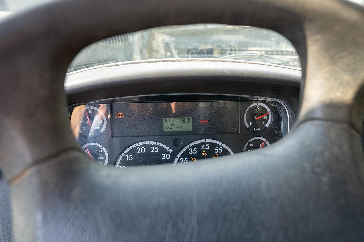Used 2014 Freightliner Business Class M2 112