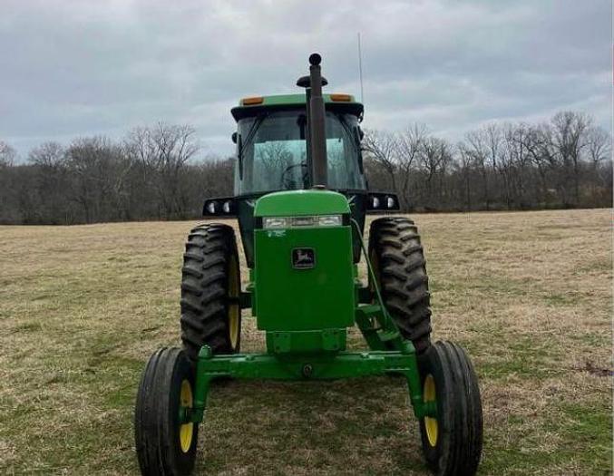 Used 1991 JOHN DEERE 4055