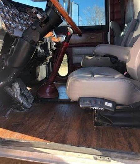 Used 1998 Peterbilt 379