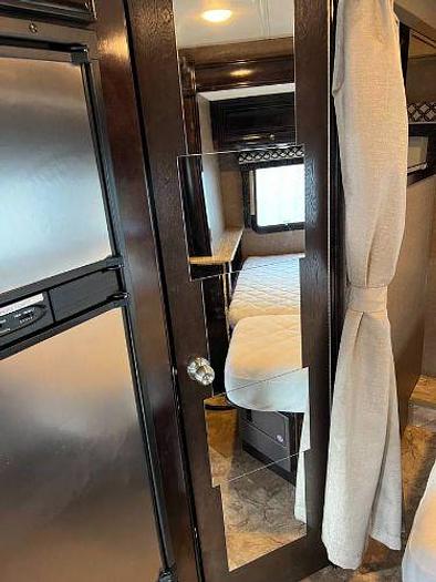 Used 2017 Thor Siesta 24SS