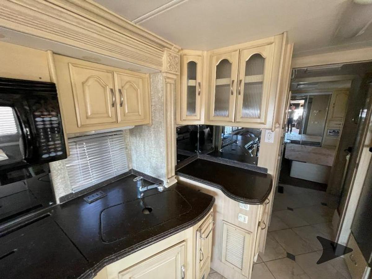 Used 2007 Coachmen RV Sportscoach Legend 40QS Class A Motorhome