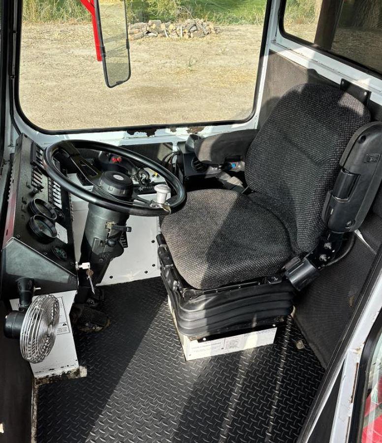 Used 2003 STINGER LTD 4400