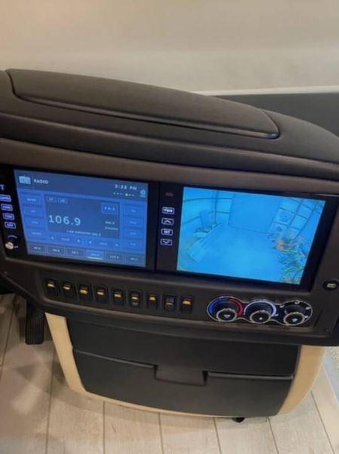 Used 2022 Tiffin Motorhomes ALLEGRO BUS 40IP Class A Motorhome