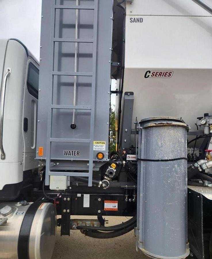 Used 2024 Cemen Tech C60 Volumetric Mixer Truck