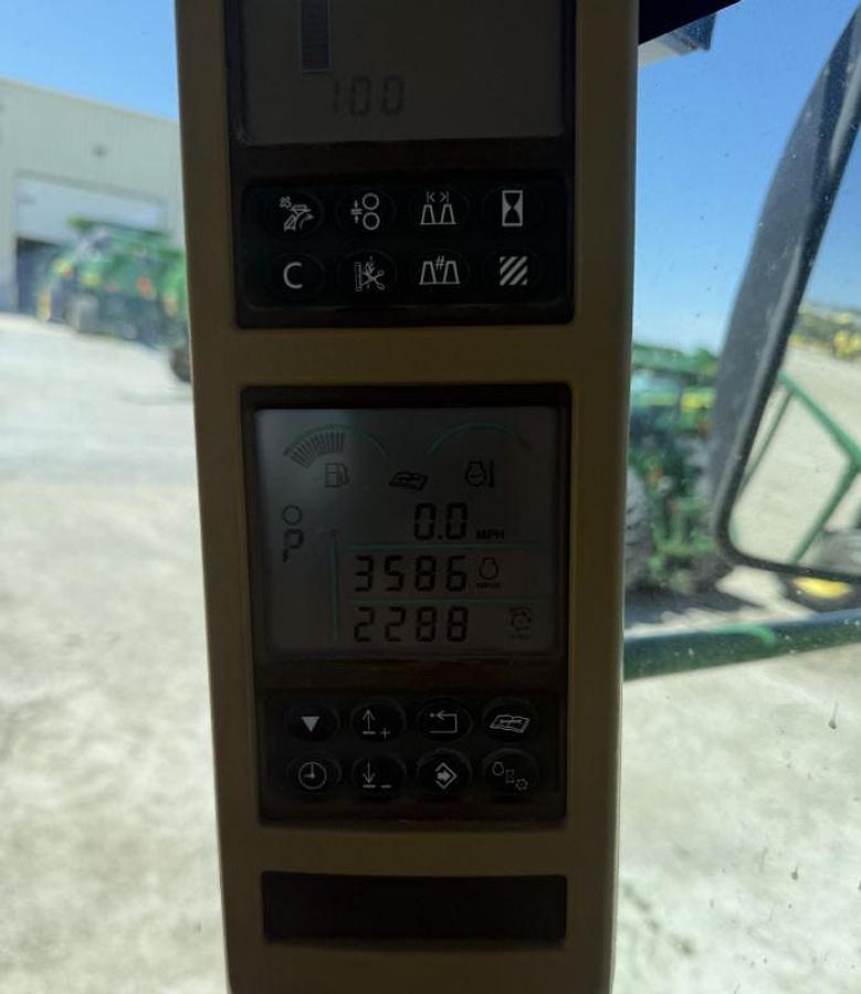 Used 2014 JOHN DEERE 7780 ProDrive Self-Propelled Harvester