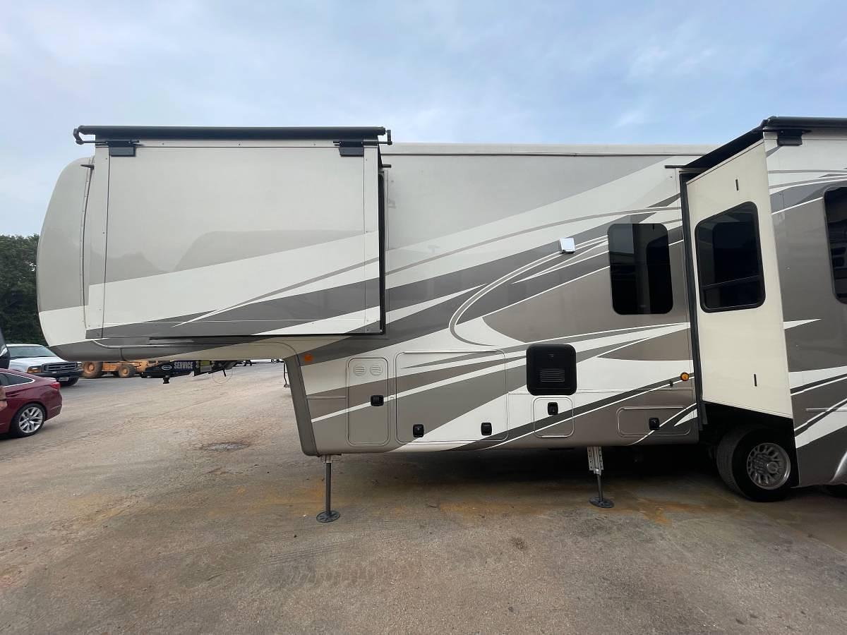 Used 2020 DRV Mobile Suites 36RKSB