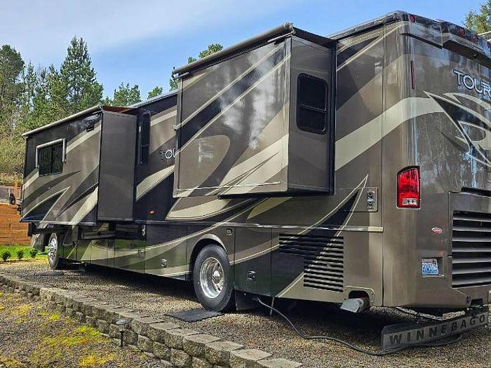 Used 2008 Winnebago Tour 40FD