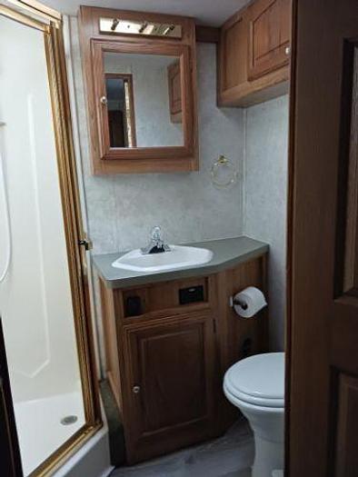 Used 2003 Georgie Boy Landau 3402DS