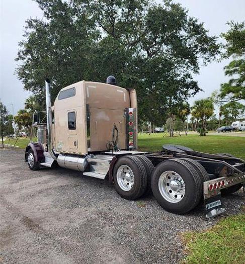 Used 2014 KENWORTH W900L