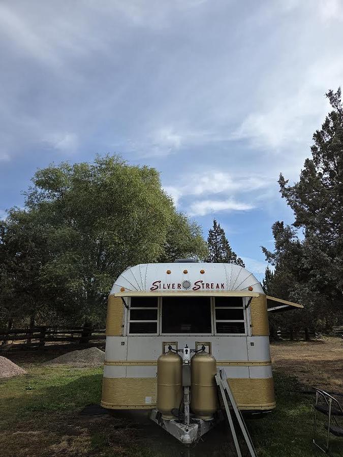 Used 1977 Silver Streak Supreme Luxury Liner