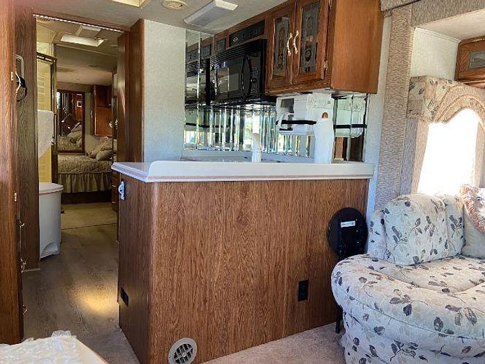 Used 2002 Rexhall RoseAir