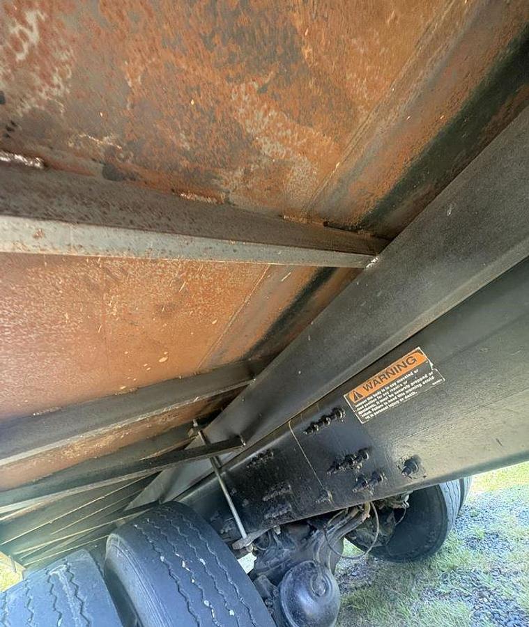 Used 2009 Mack Granite GU813 Grapple Truck