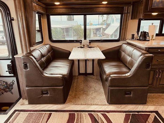 Used 2019 Fleetwood Southwind 36P