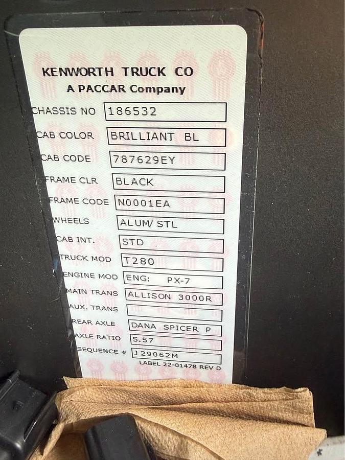 Used 2025 Kenworth T280