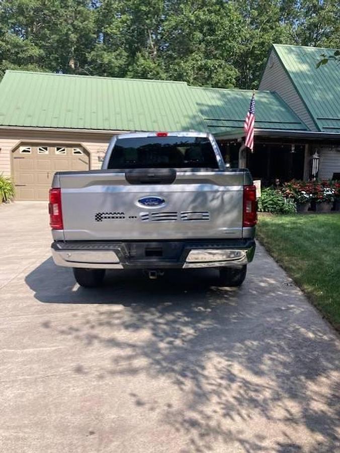 Used 2022 Ford F150 XLT Pickup Truck