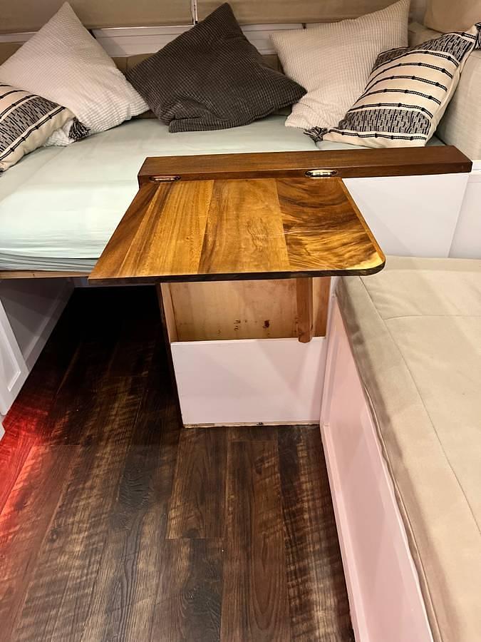 Used 1968 Holiday Vacationer