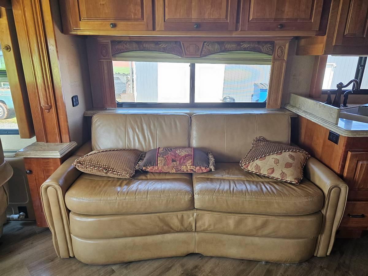 Used 2009 Monaco Dynasty 45 Stafford Iv