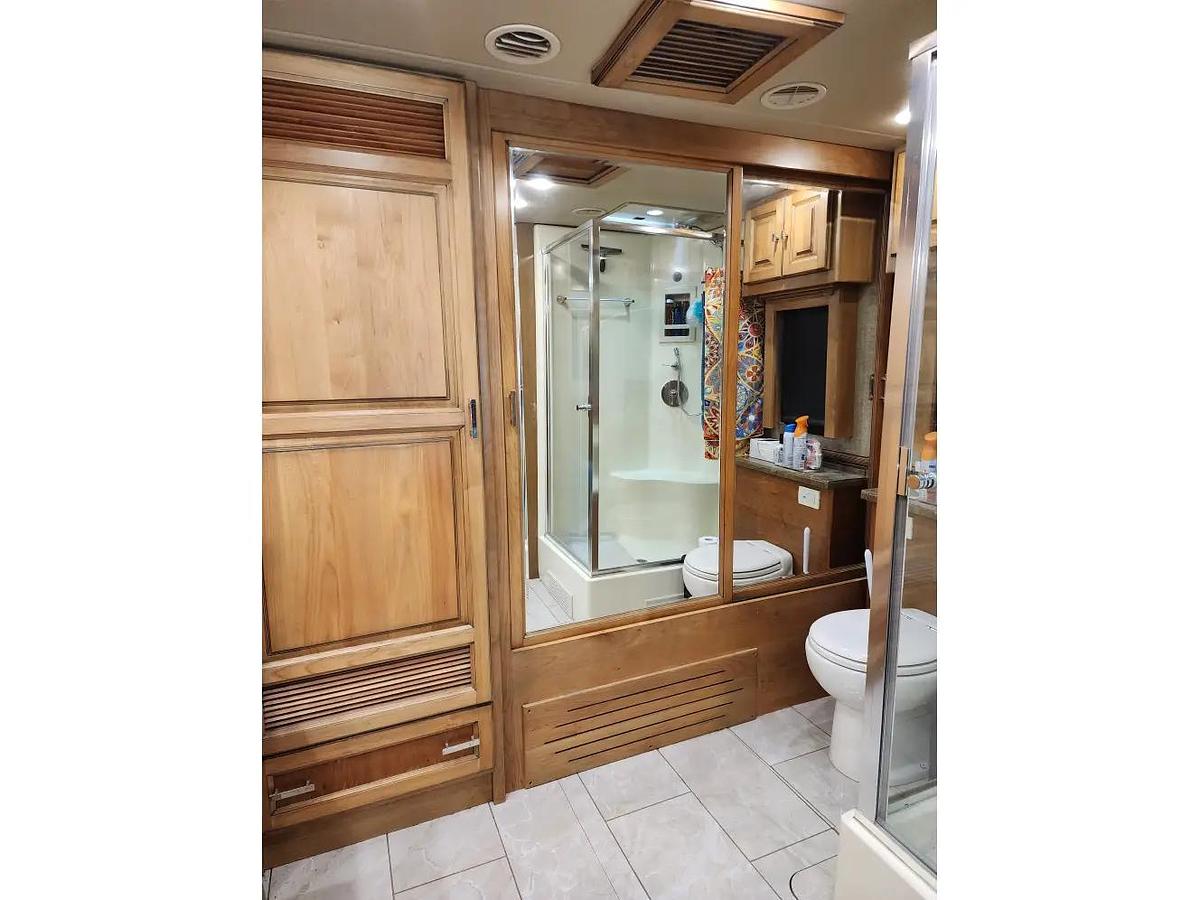 Used 2017 Tiffin Phaeton XSH 40IH