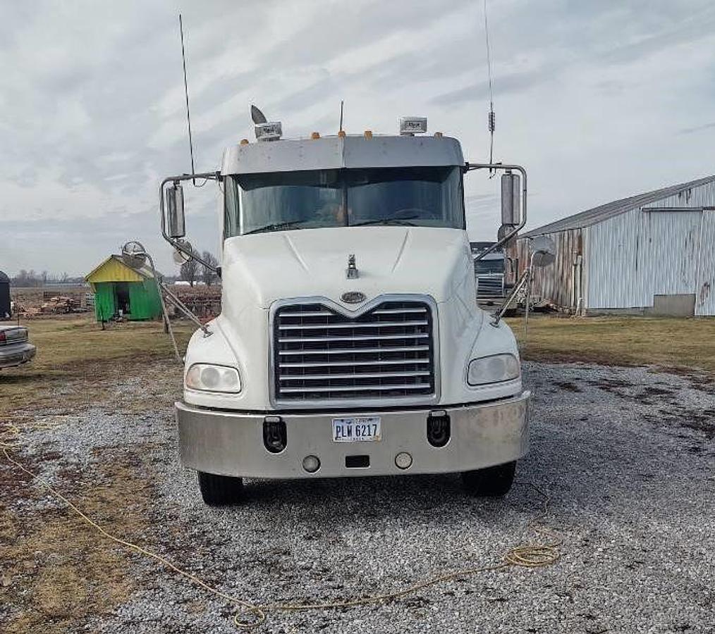 Used 2007 Mack CH Day Cab Truck