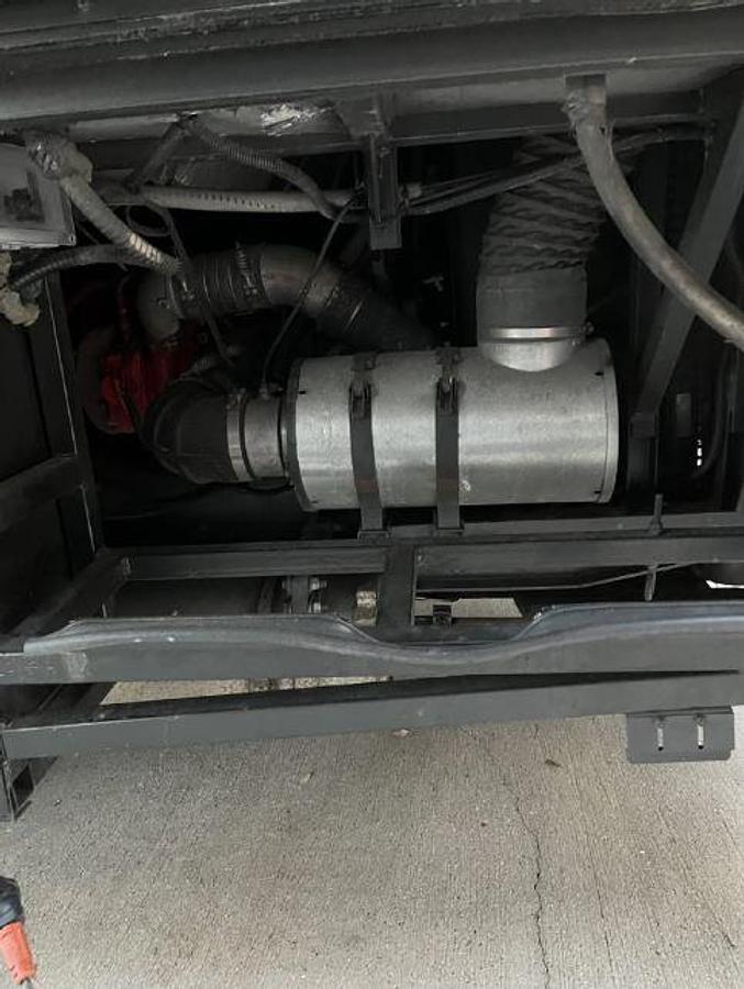 Used 2008 Coachmen Cross Country 382DS Class A Motorhome