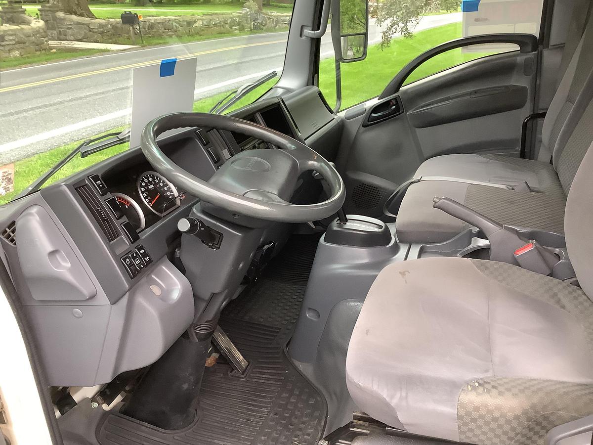 Used 2014 ISUZU NPR HD Box Truck