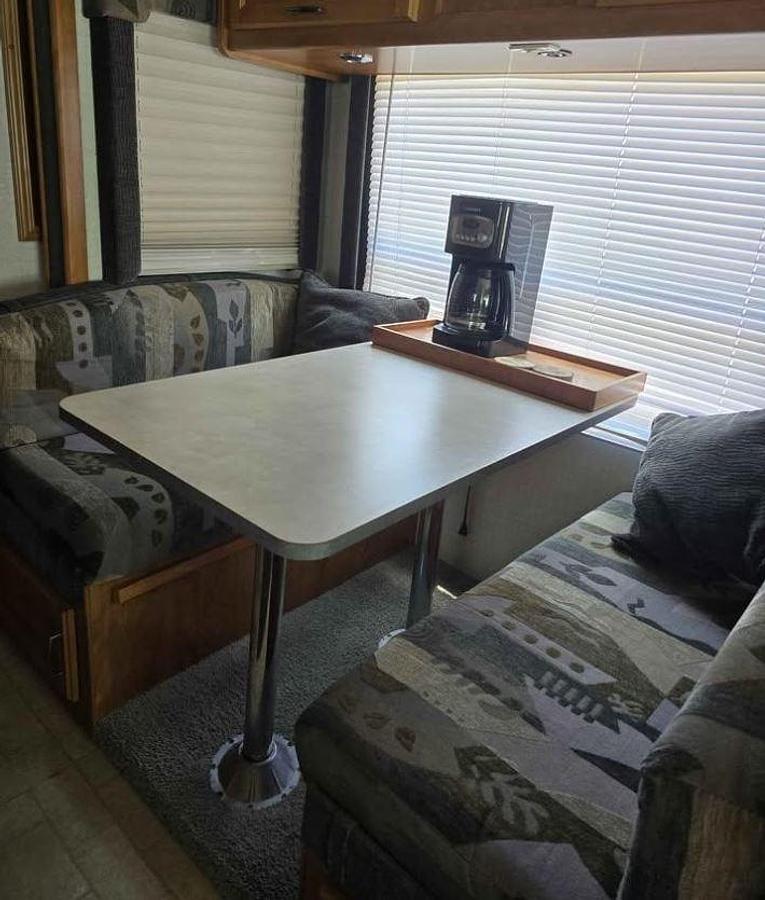 Used 2018 Newmar Ventana 4369