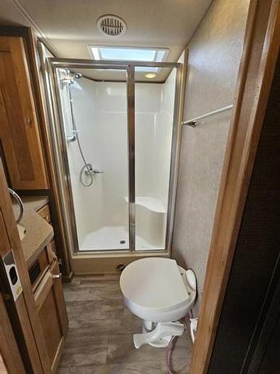 Used 2019 Vanleigh RV Vilano 320 GK