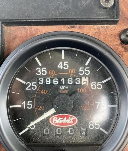 Used 2006 Peterbilt 335