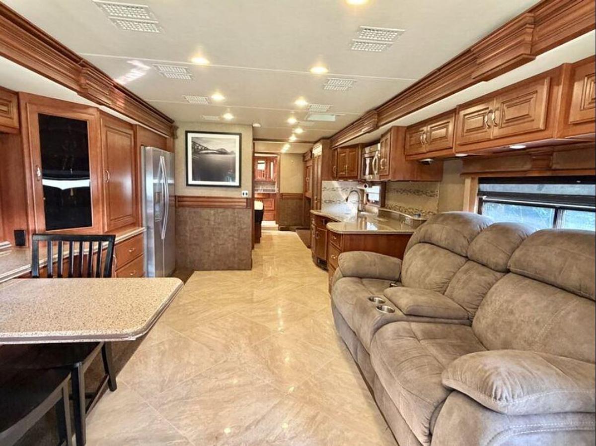 Used 2015 Fleetwood Discovery 40E Class A Diesel Motorhome