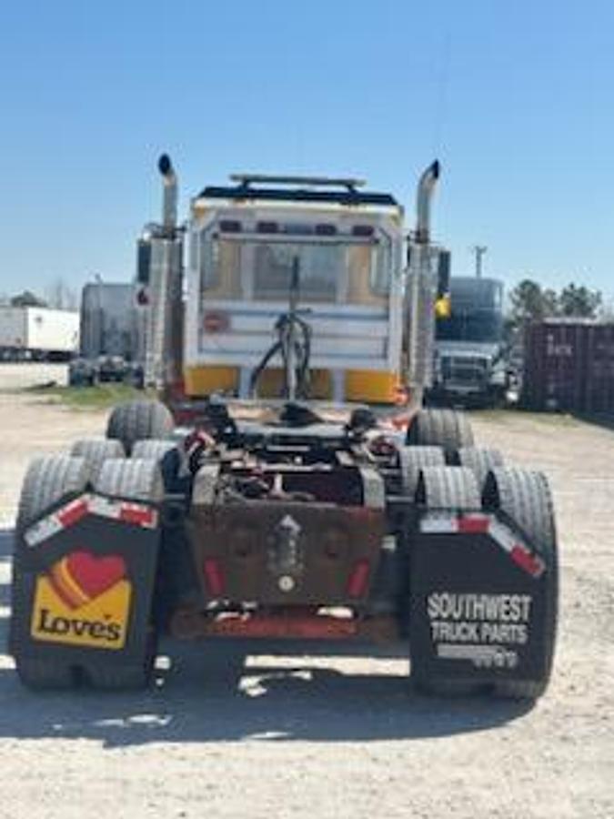 Used 2006 Kenworth T880