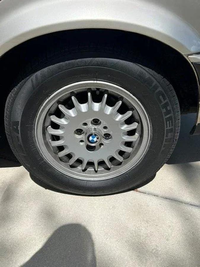 Used 1990 BMW 325i Sedan