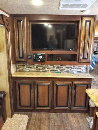 Used 2016 Bison Premier 4 Horse Trailer with Living Quarters