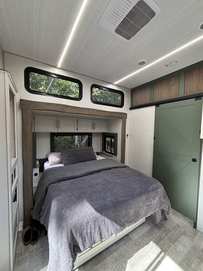 Used 2025 Forest River RSV3 Suite