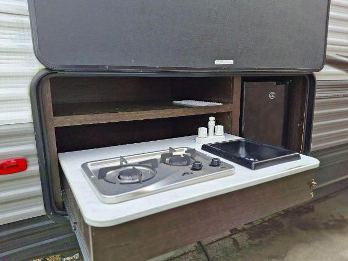 Used 2021 Heartland Pioneer PI BH 305