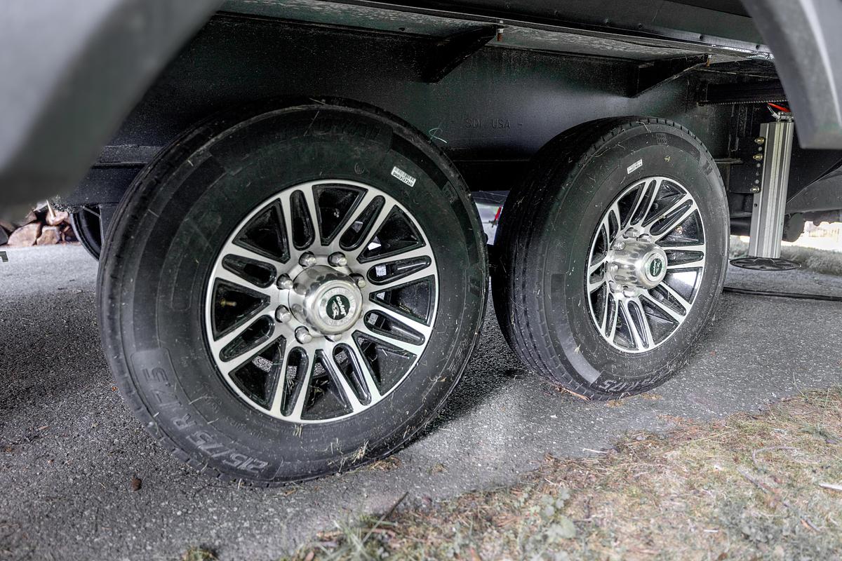 Used 2024 Jayco Northpoint 390CKDS Fifth Wheel