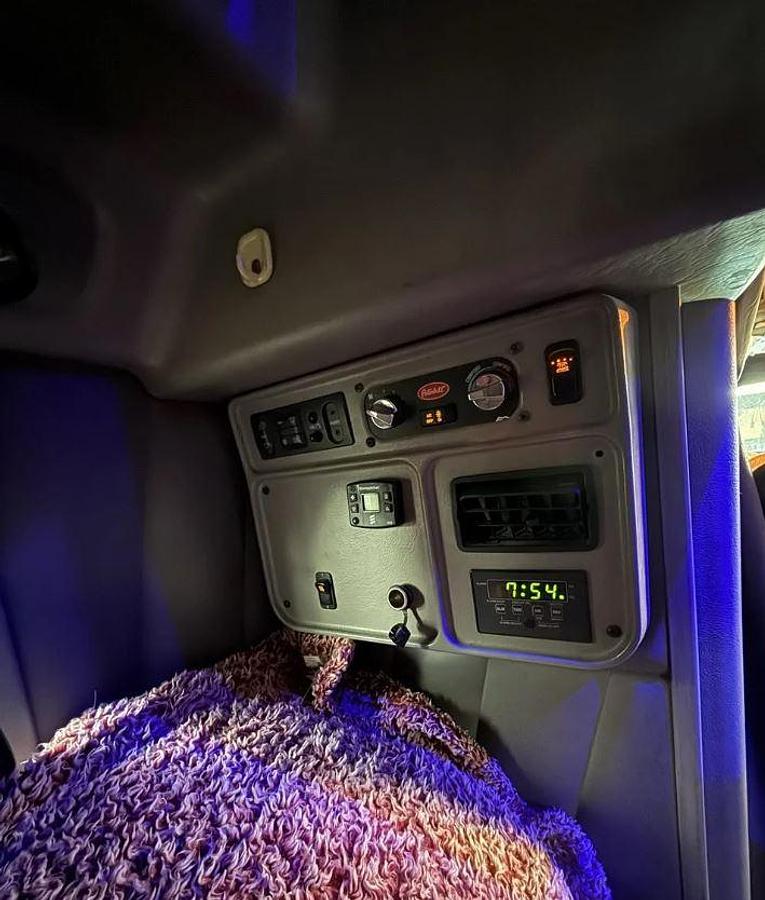 Used 1998 Peterbilt 379EXHD