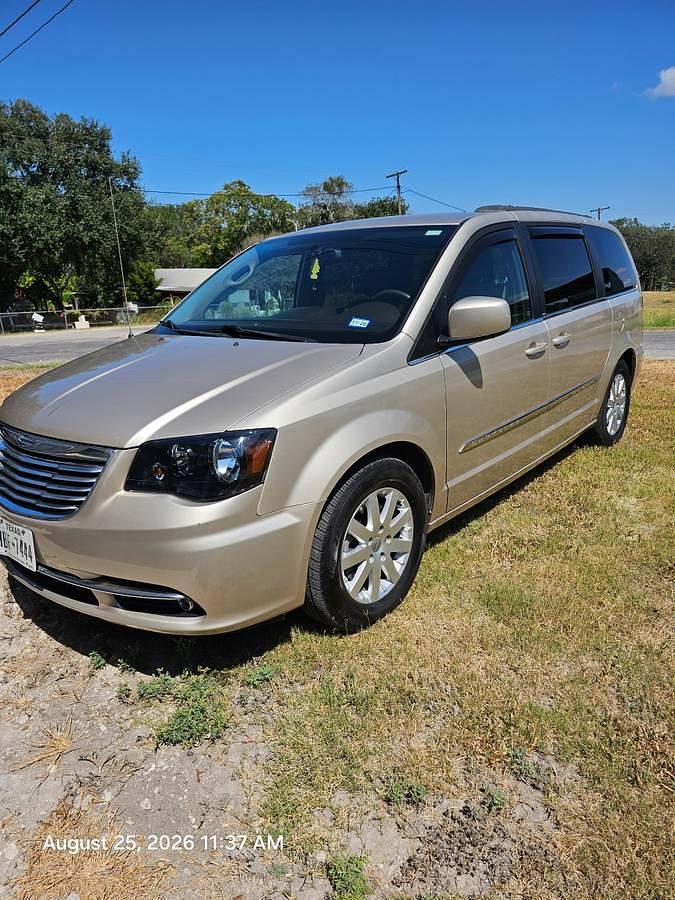 Used 2014 Chrysler Town And Country Van