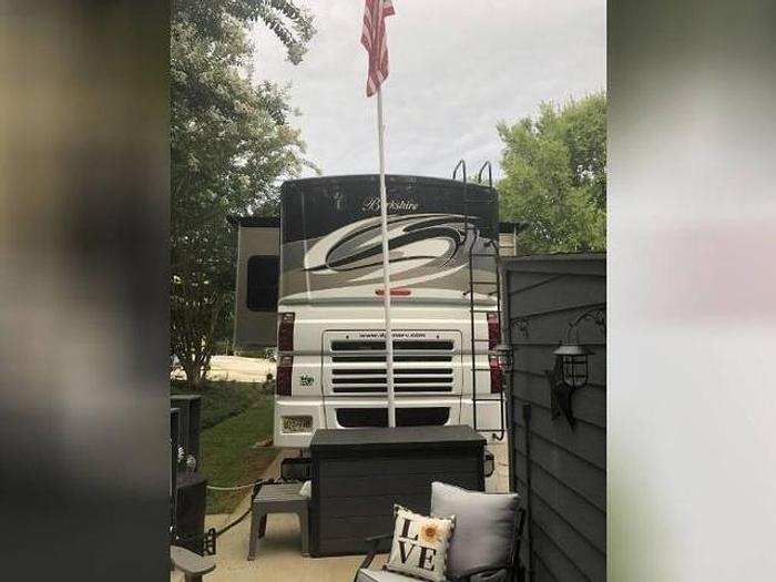 Used 2018 Forest River Berkshire 34QS