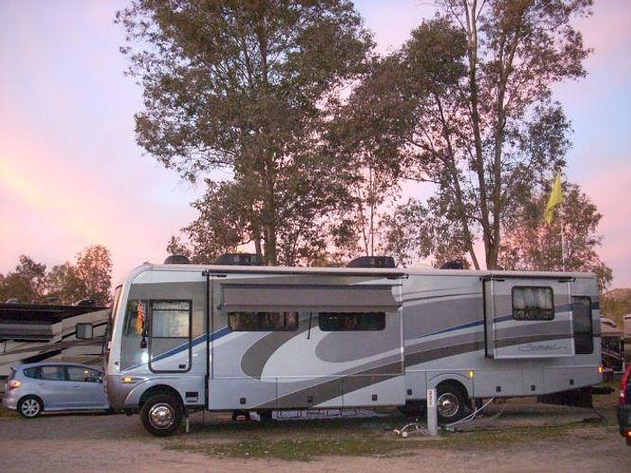 Used 2005 Fleetwood Southwind 37L