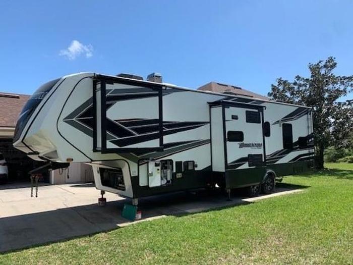 Used 2021 Grand Design Momentum M-Class 351M