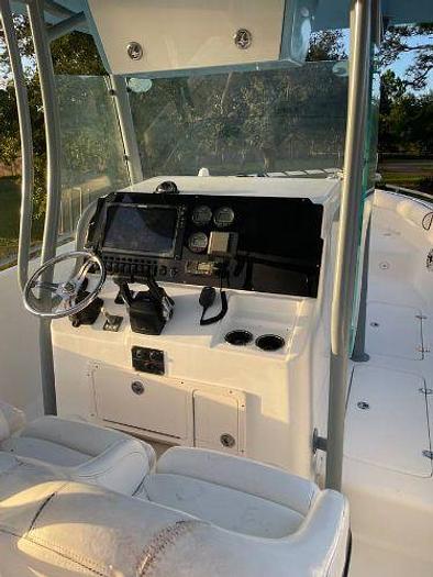 Used 2004 Cobia 301