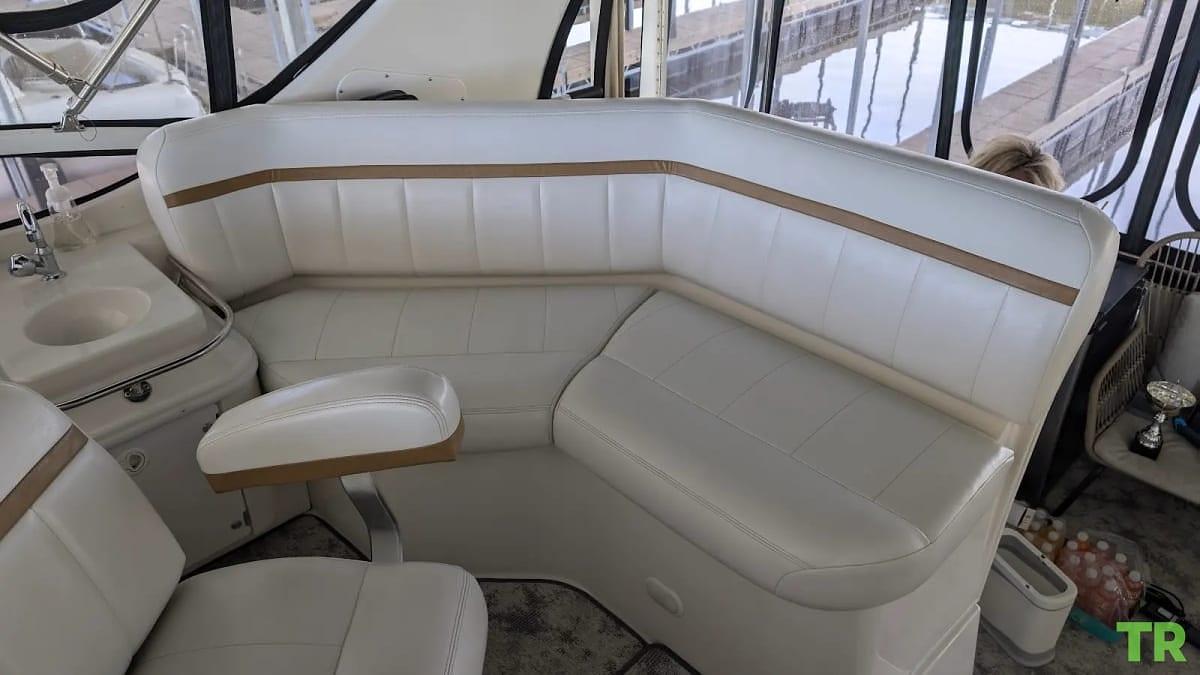 Used 2002 Carver 346 Motor Yacht