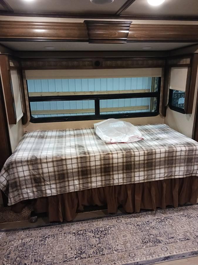 Used 2018 Grand Design Solitude 374TH-R