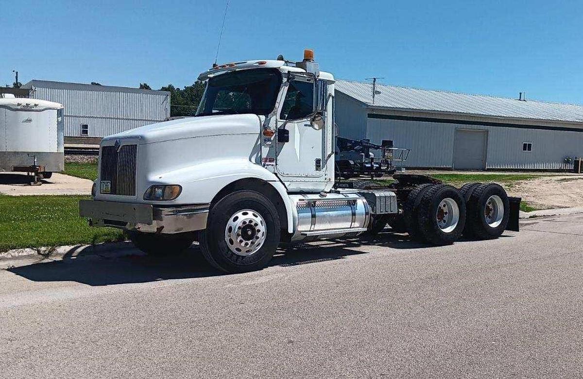 Used 2005 International 9200